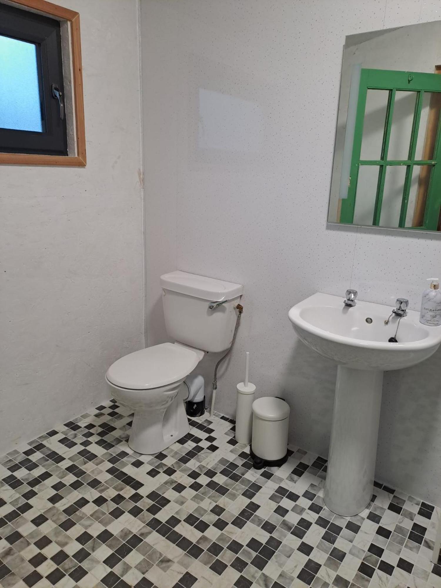 The Snowdrop Hotel Galway Ngoại thất bức ảnh