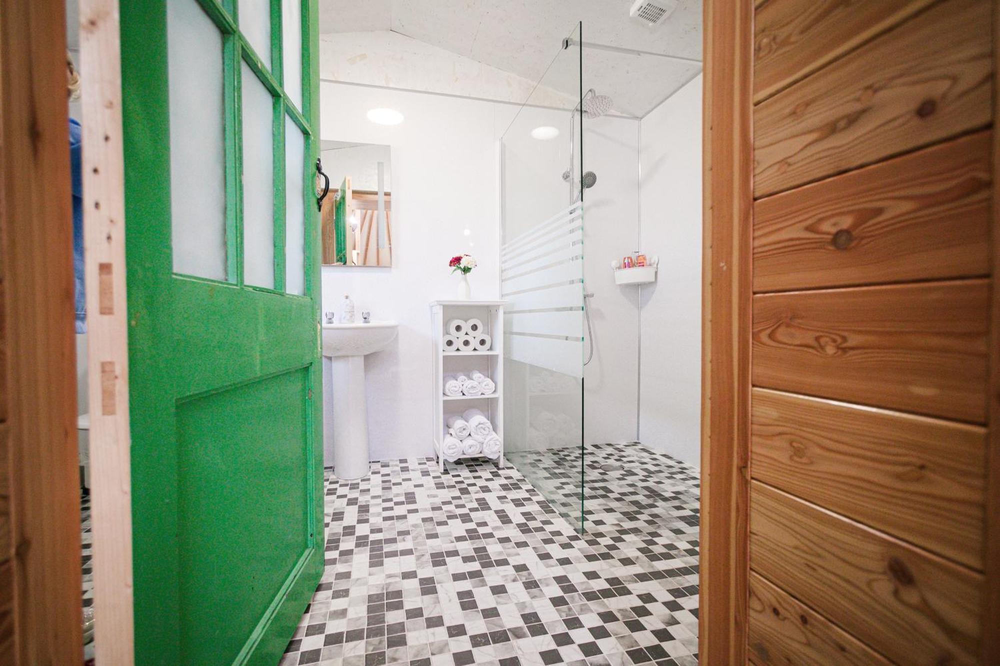 The Snowdrop Hotel Galway Ngoại thất bức ảnh